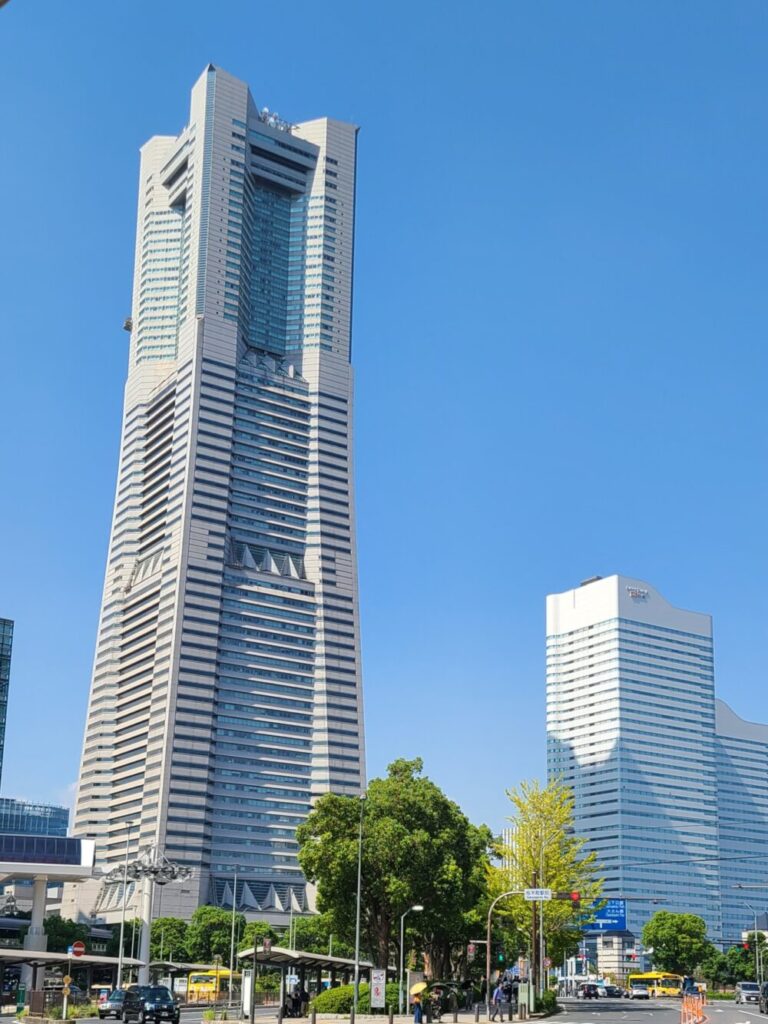 横浜ランドマークタワー